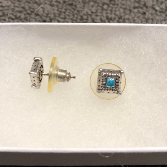 Earrings - Picture 2 of 2